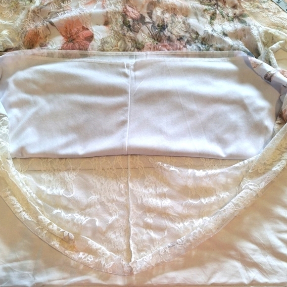 Vintage Y2K Lace Asymmetrical Top Sz 3X Light Fairy Grunge Indie Whimsigoth - Picture 6 of 6